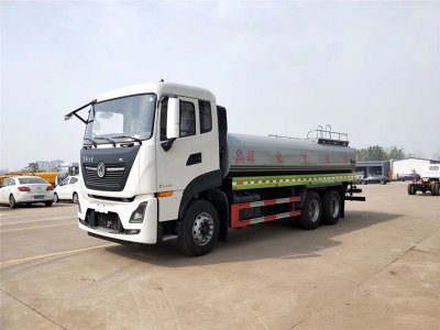 國(guó)六18方東風灑水車(chē)