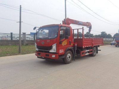 國(guó)六重汽豪曼6.3噸随車(chē)吊廠家直銷