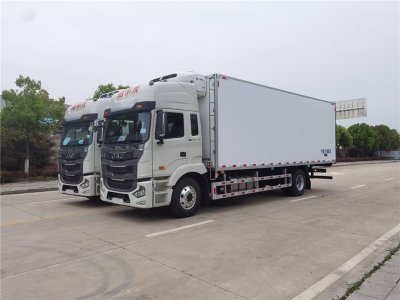 江淮格爾發A5x高頂雙卧冷藏車(chē)